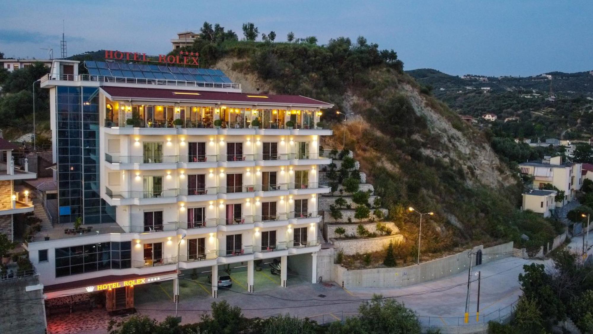 Hotel Vd Roleks Vlorë Exteriör bild